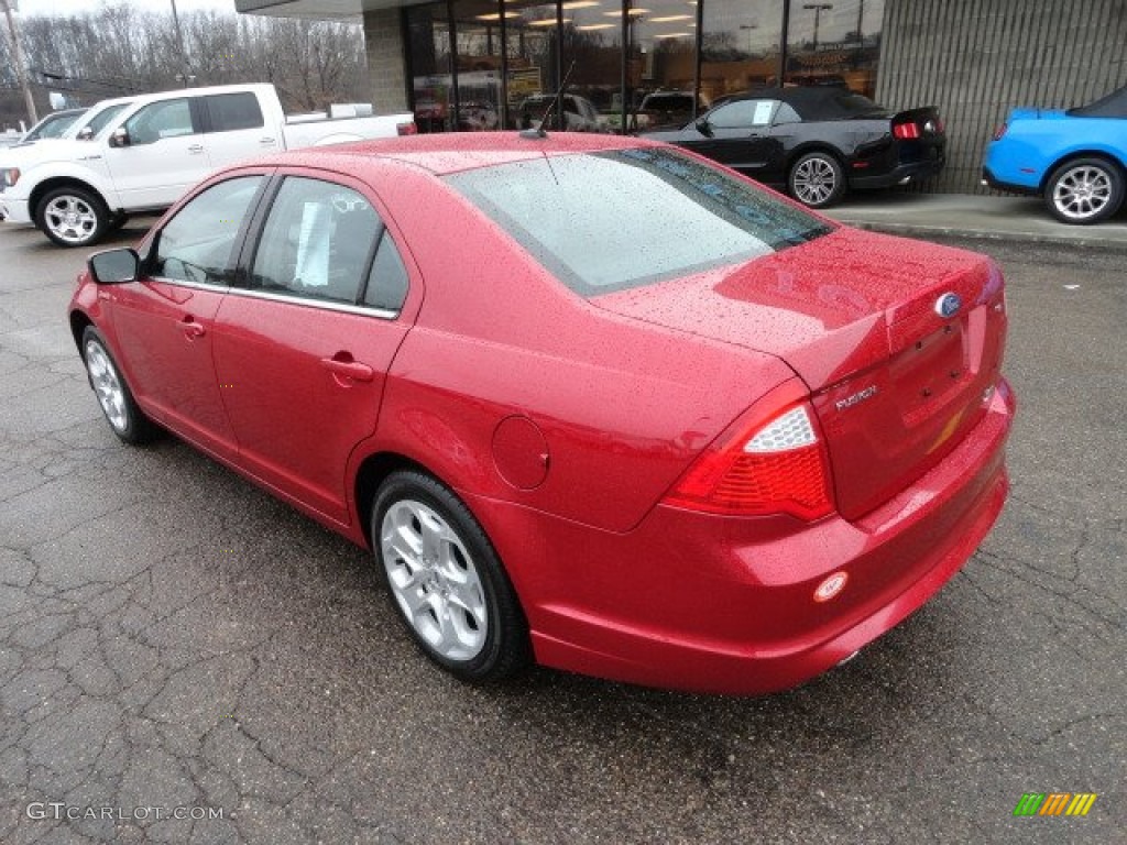 2010 Fusion SE V6 - Sangria Red Metallic / Charcoal Black photo #2