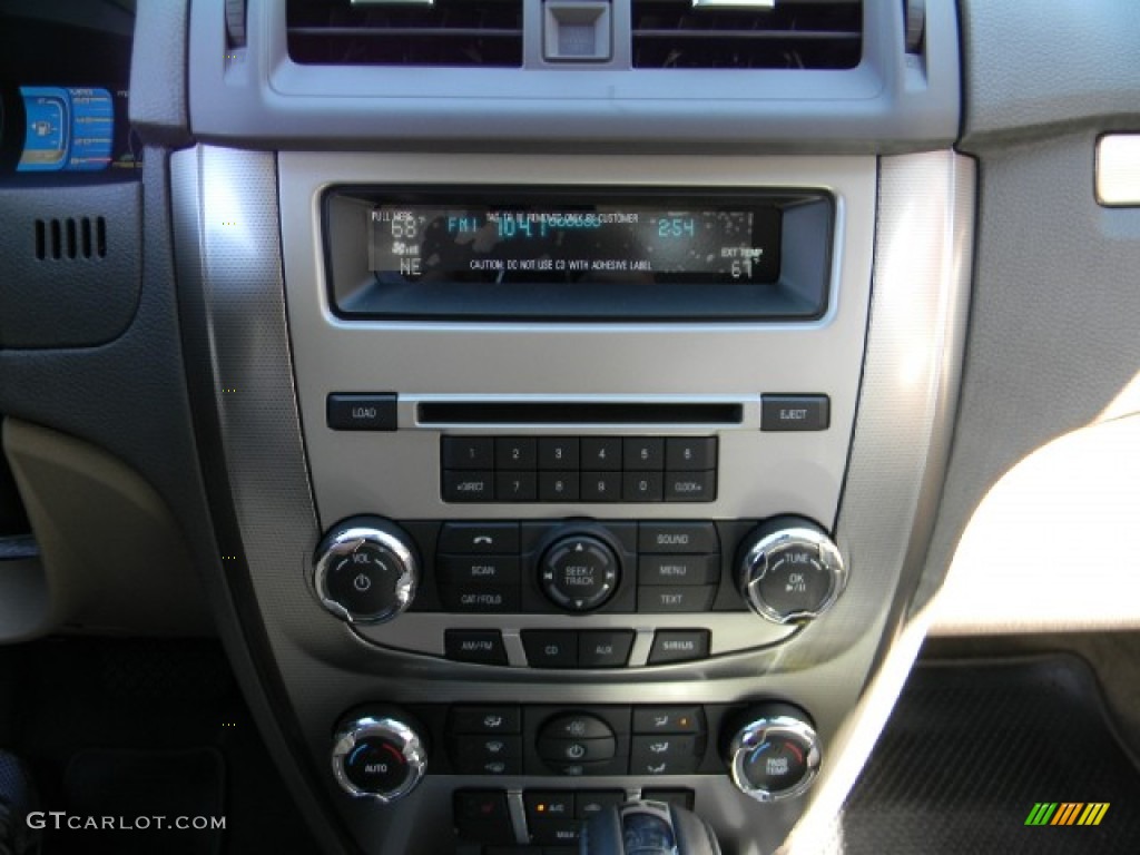 2012 Ford Fusion Hybrid Controls Photo #58189055
