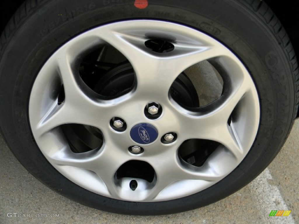 2012 Ford Fiesta SES Hatchback Wheel Photo #58189940