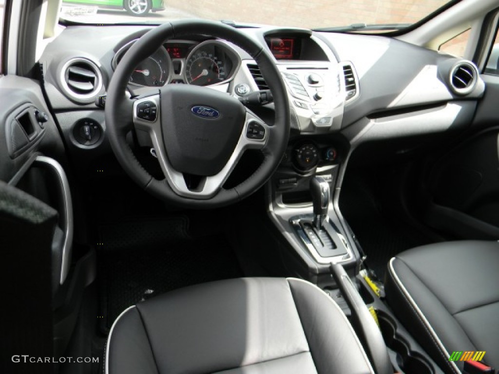 2012 Ford Fiesta SES Hatchback Charcoal Black Dashboard Photo #58189976