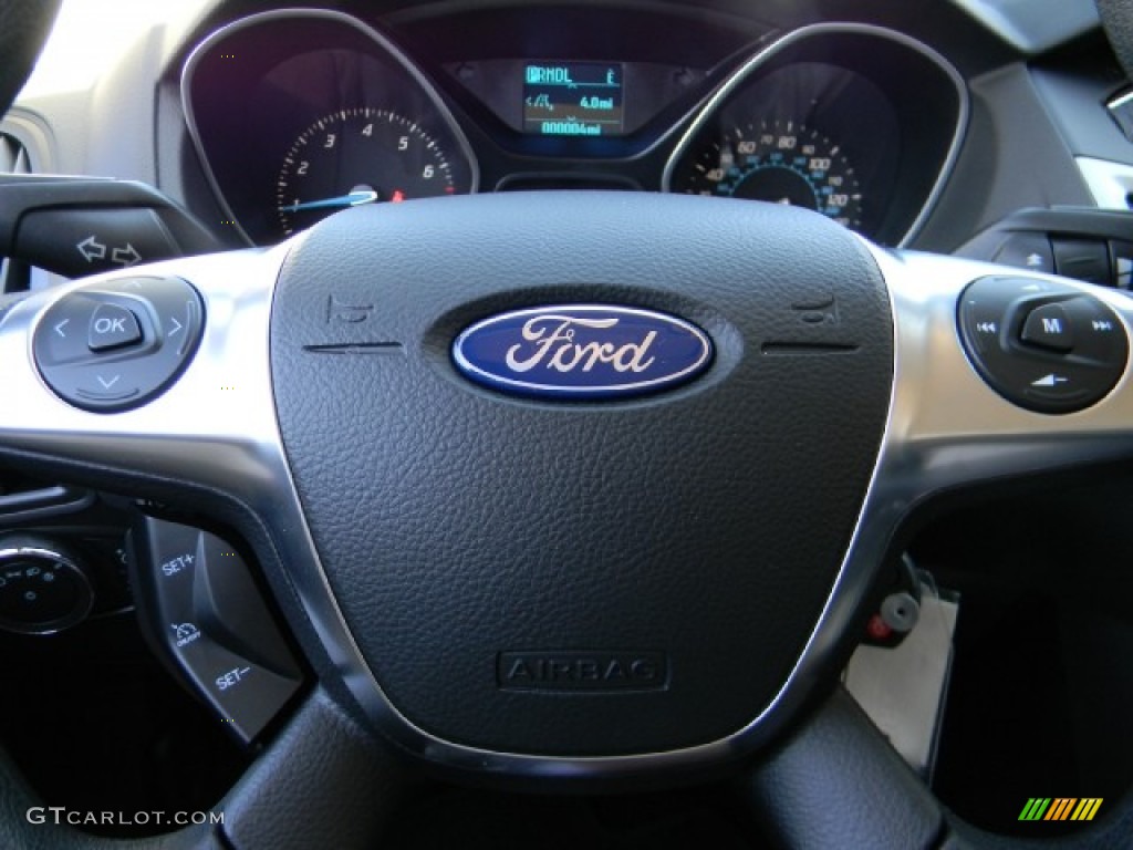 2012 Focus SE Sedan - Ingot Silver Metallic / Charcoal Black photo #11