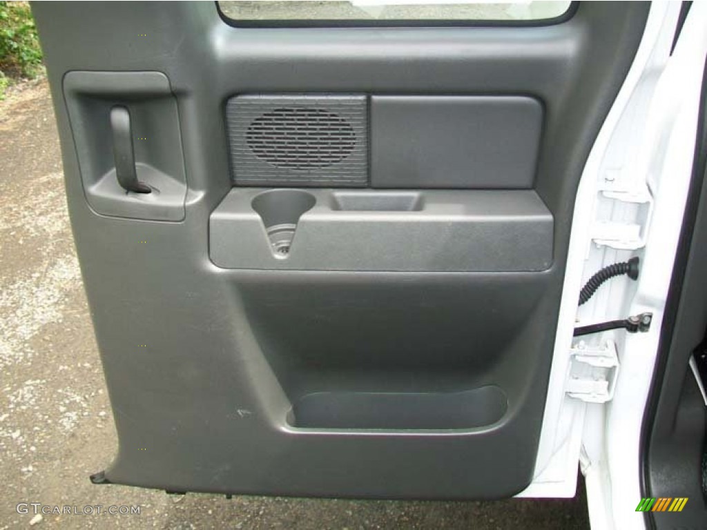 2005 Silverado 1500 Extended Cab - Summit White / Medium Gray photo #25