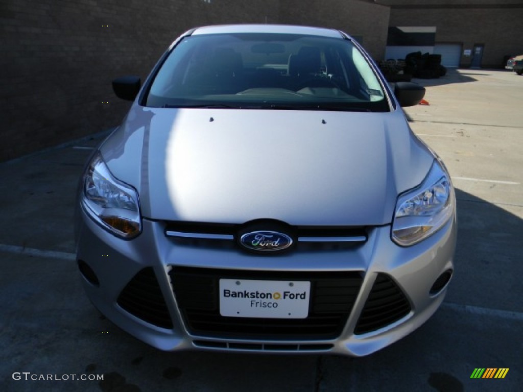 2012 Focus S Sedan - Ingot Silver Metallic / Charcoal Black photo #2