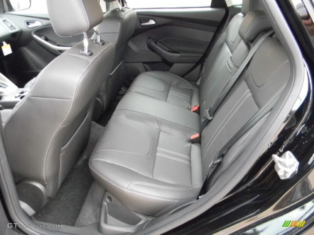 2012 Focus SEL 5-Door - Black / Charcoal Black Leather photo #7