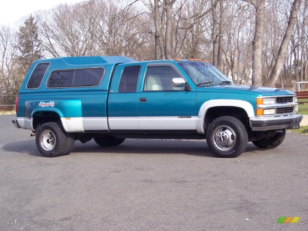 1994 C/K 3500 Extended Cab 4x4 Dually - Bright Teal Metallic / Gray photo #2