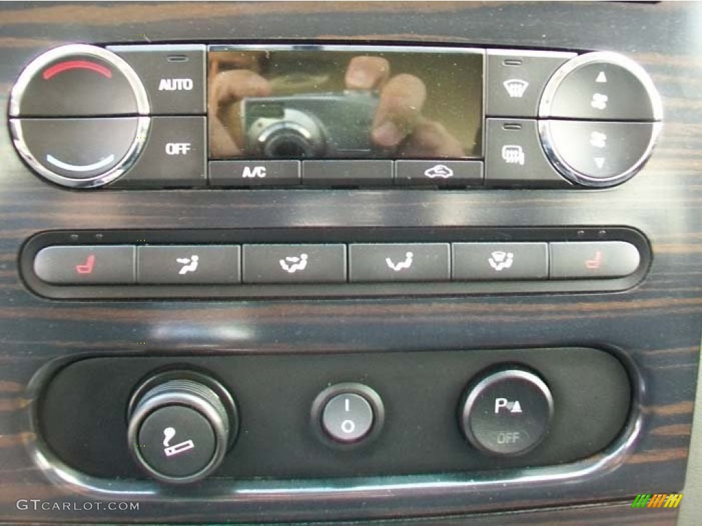 2008 Lincoln Mark LT SuperCrew 4x4 Controls Photo #58191855