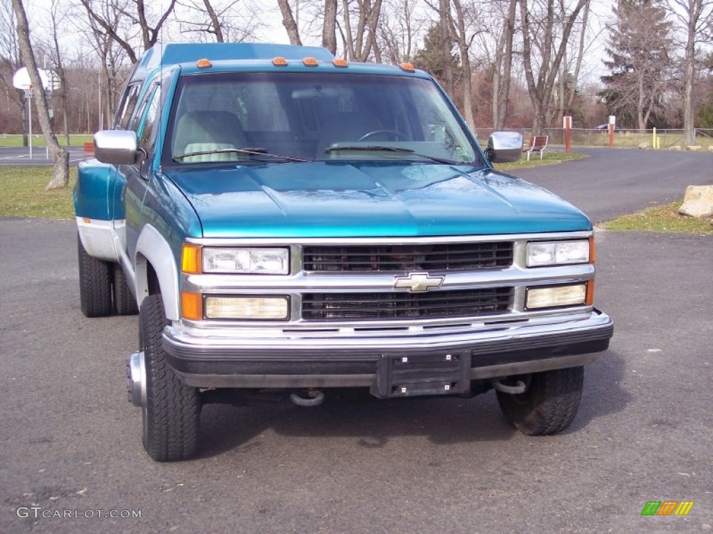 1994 C/K 3500 Extended Cab 4x4 Dually - Bright Teal Metallic / Gray photo #7