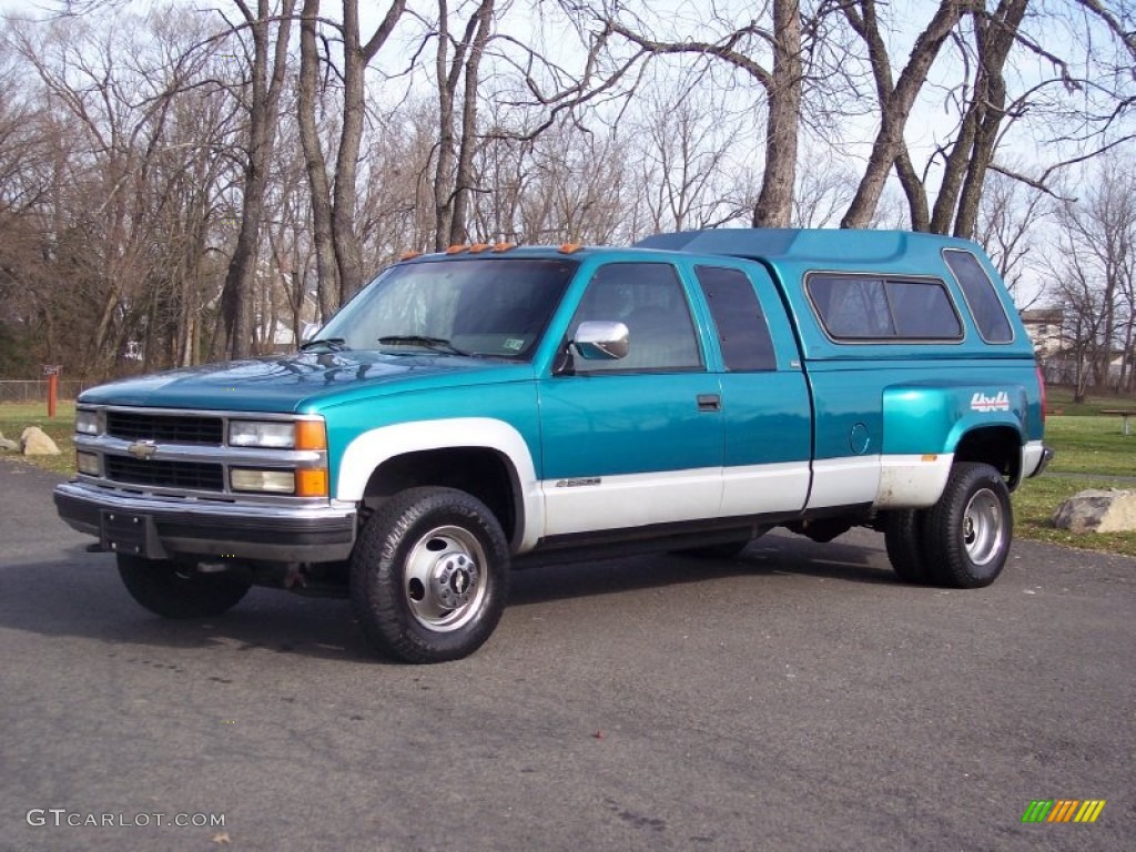 1994 C/K 3500 Extended Cab 4x4 Dually - Bright Teal Metallic / Gray photo #10