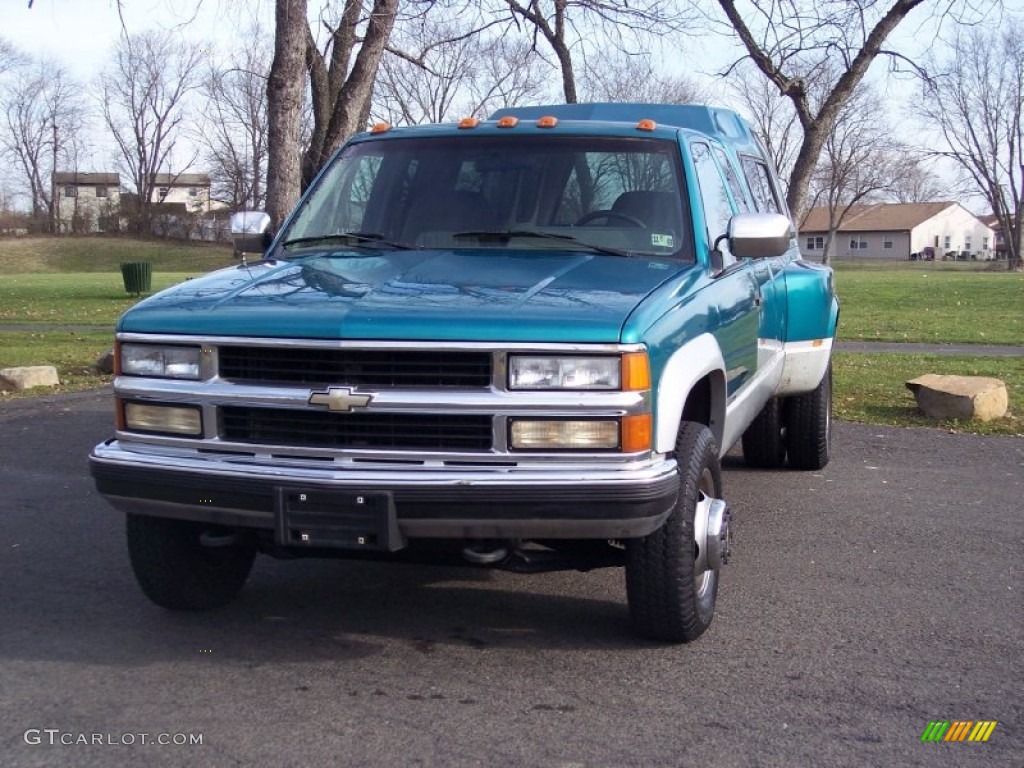 1994 C/K 3500 Extended Cab 4x4 Dually - Bright Teal Metallic / Gray photo #18
