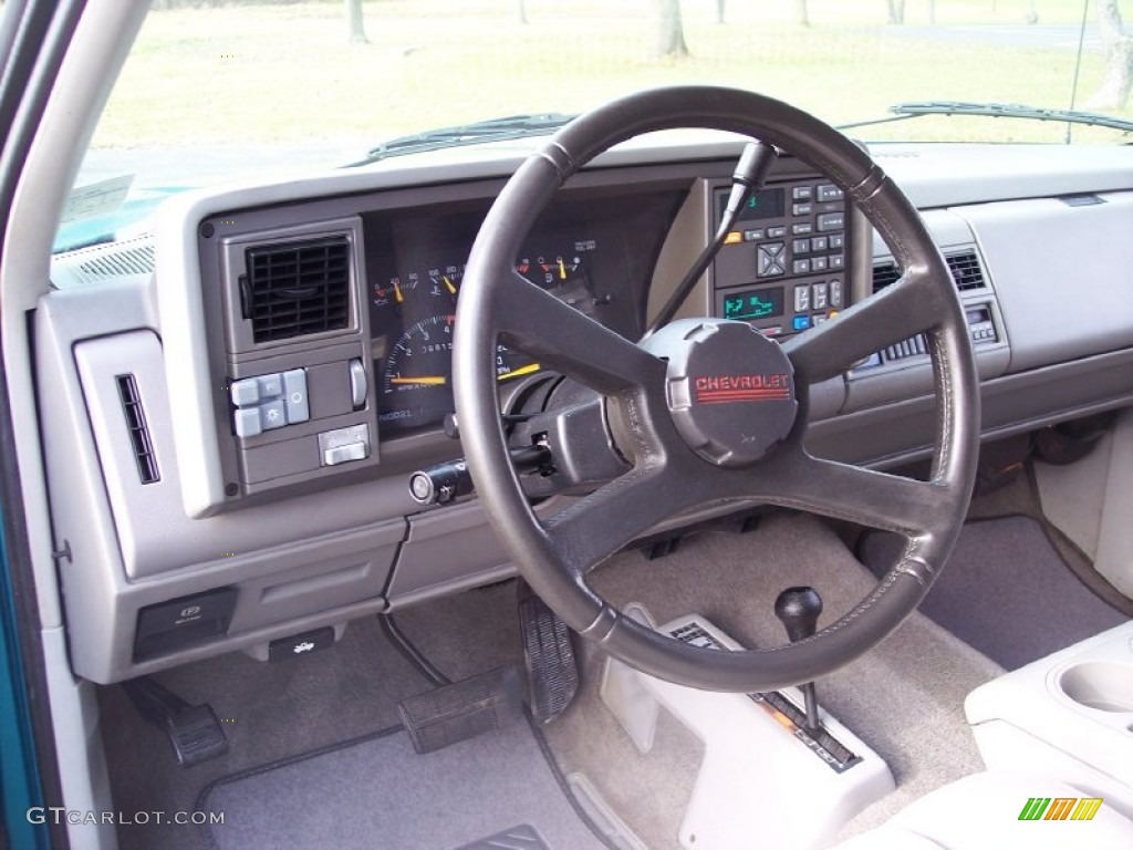 1994 Chevrolet C/K 3500 Extended Cab 4x4 Dually Gray Steering Wheel Photo #58192203