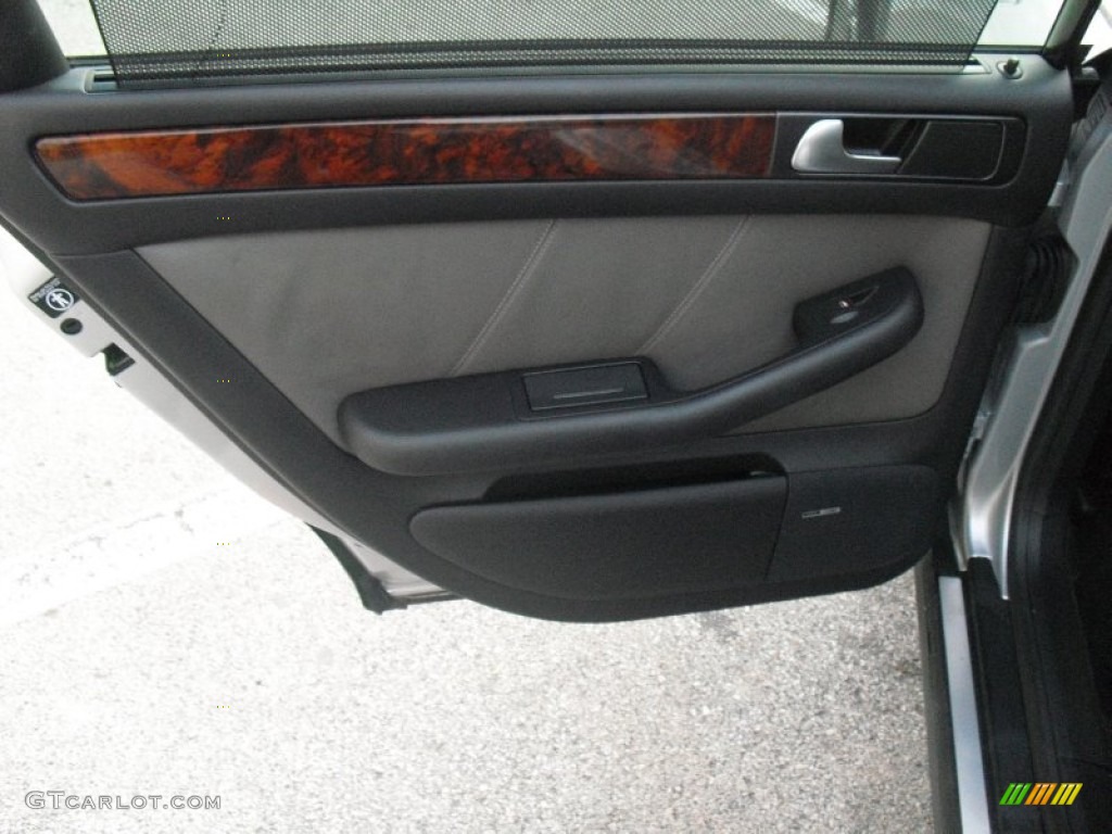 2005 Audi Allroad 2.7T quattro Platinum/Sabre Black Door Panel Photo #58192953