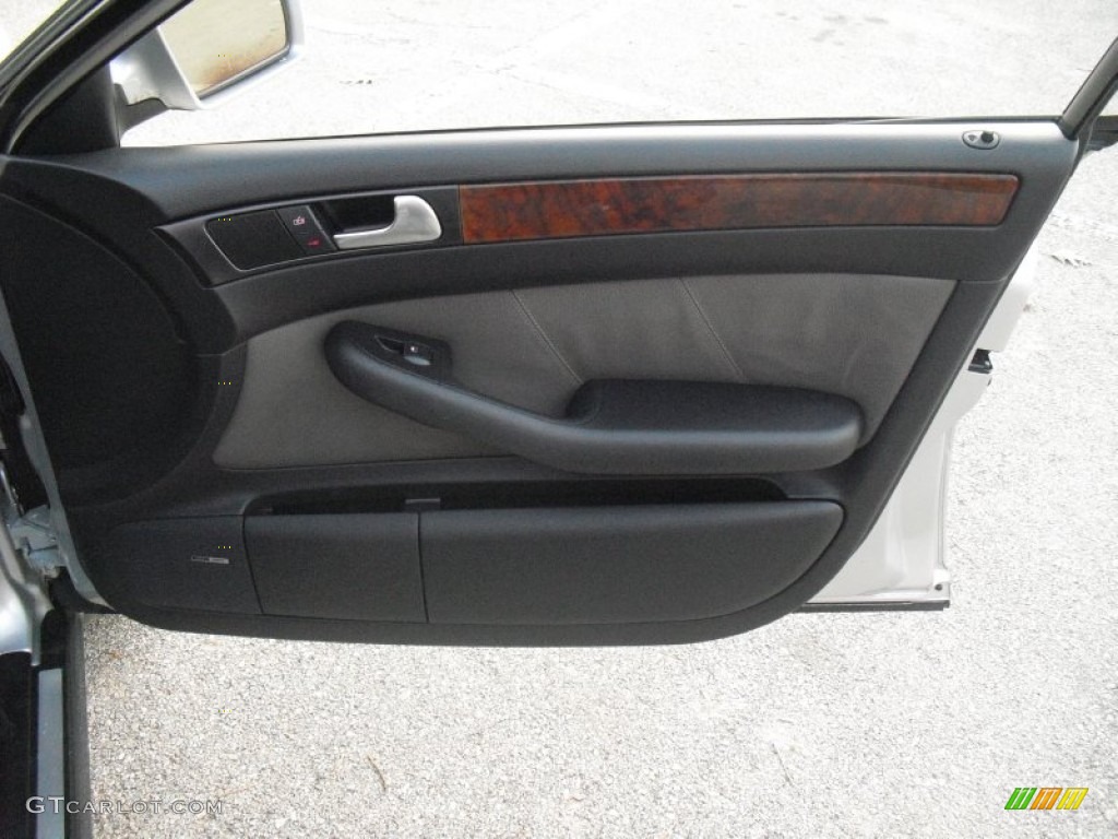 2005 Audi Allroad 2.7T quattro Door Panel Photos