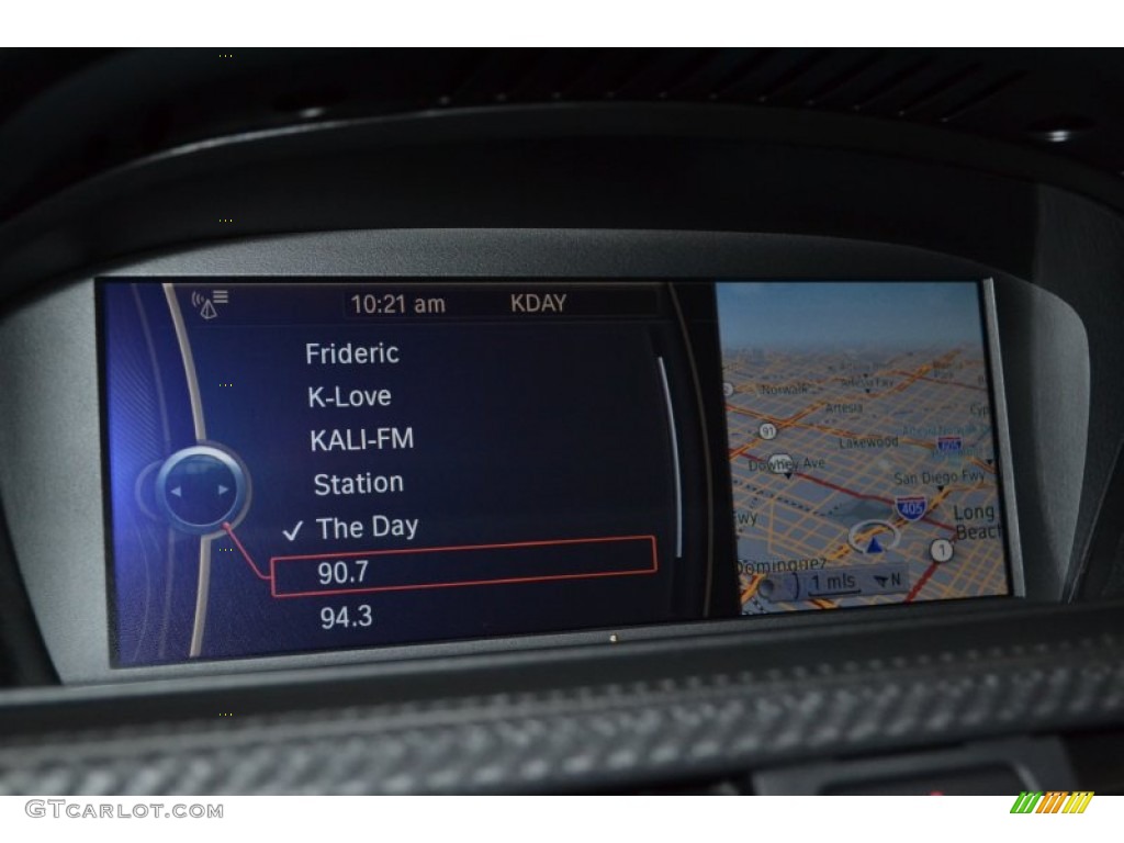 2009 BMW M3 Sedan Navigation Photos