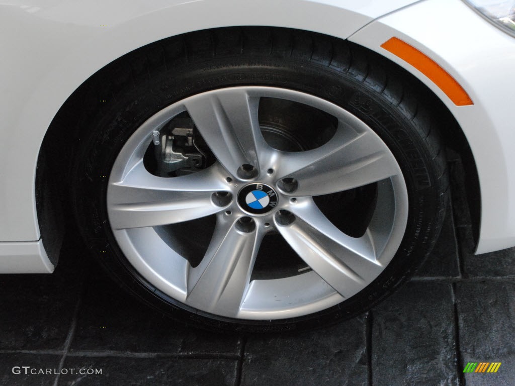 2011 3 Series 328i Coupe - Mineral White Metallic / Oyster/Black Dakota Leather photo #2