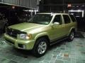 Luminous Gold Metallic - Pathfinder LE Platinum 4x4 Photo No. 32