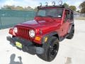 Chili Pepper Red Pearlcoat - Wrangler SE 4x4 Photo No. 7