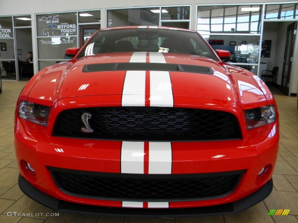 2012 Mustang Shelby GT500 SVT Performance Package Coupe - Race Red / Charcoal Black/White Recaro Sport Seats photo #2
