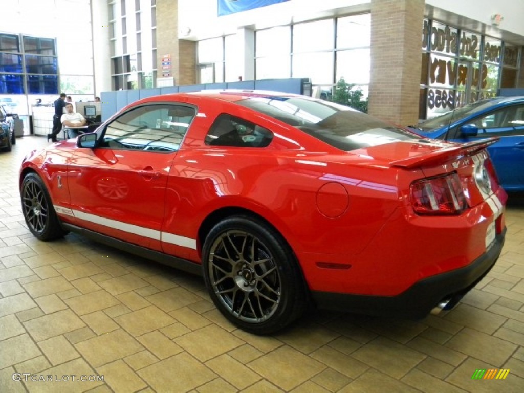 2012 Mustang Shelby GT500 SVT Performance Package Coupe - Race Red / Charcoal Black/White Recaro Sport Seats photo #5