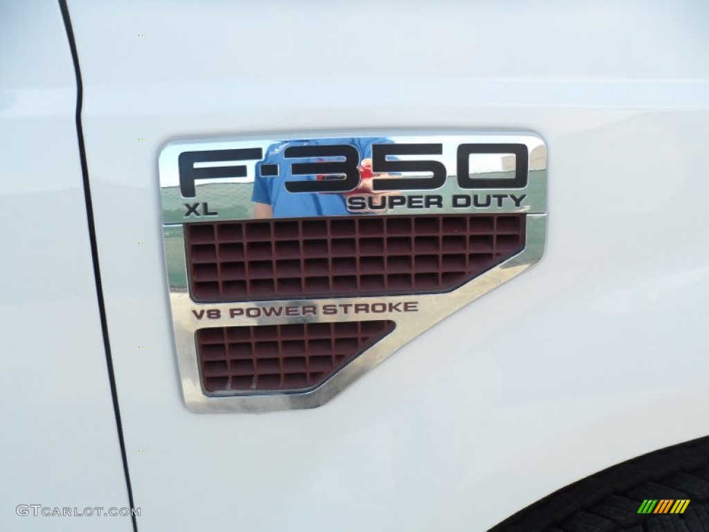 2008 Ford F350 Super Duty XL Crew Cab Chassis Marks and Logos Photos