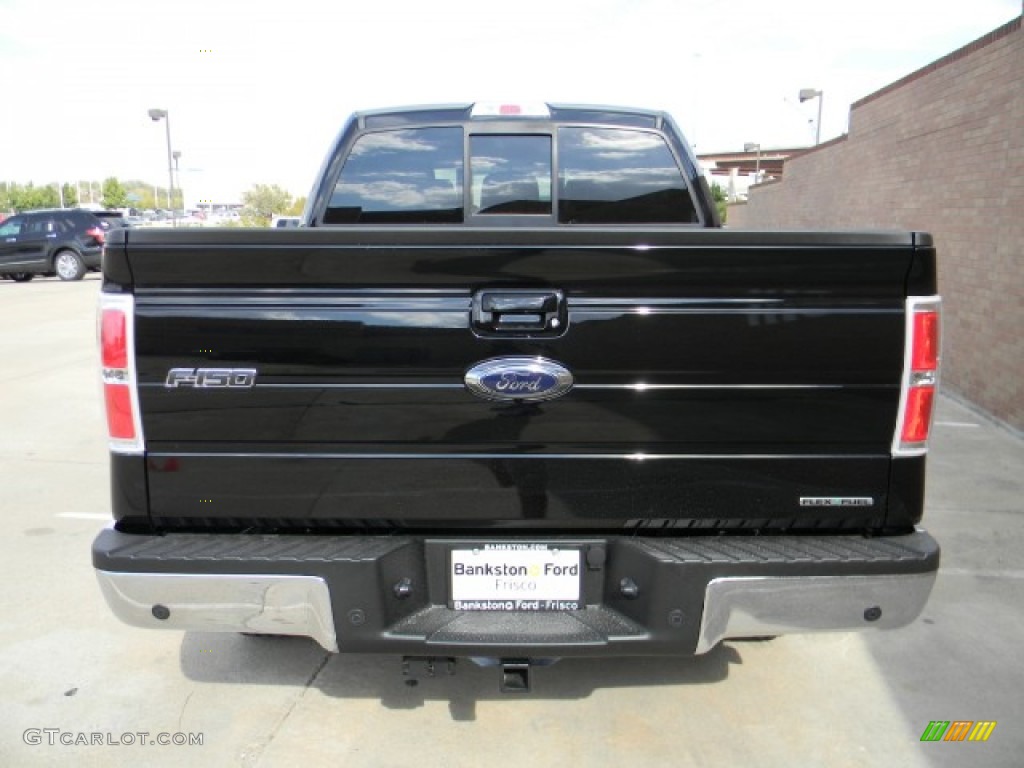 2011 F150 Lariat SuperCrew 4x4 - Ebony Black / Black photo #4