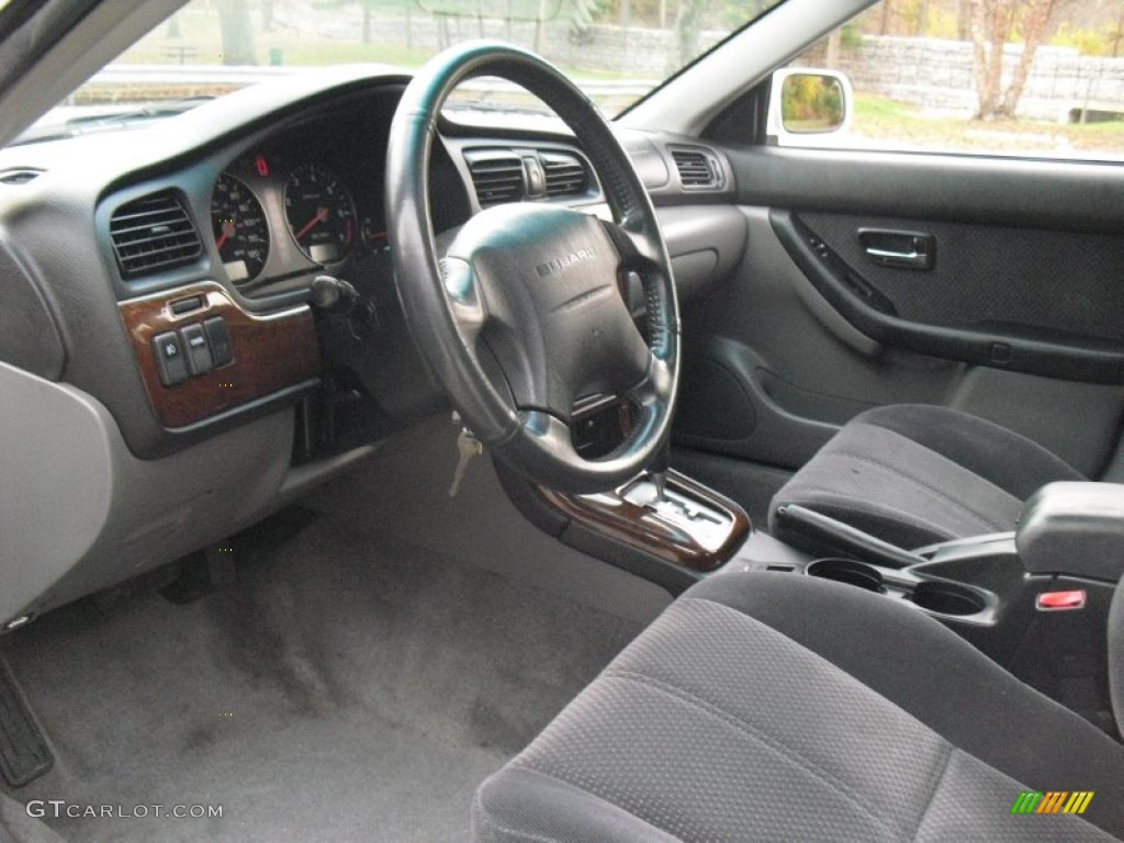 2003 Legacy L Sedan - White Frost Pearl / Gray photo #17