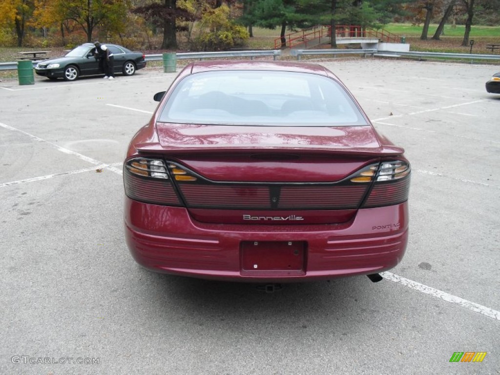2003 Bonneville SE - Sport Red Metallic / Dark Pewter photo #5