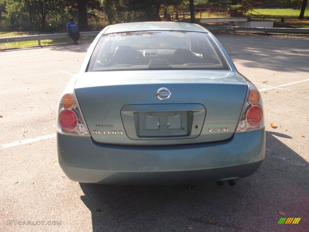 2002 Altima 2.5 SL - Opal Blue Metallic / Charcoal Black photo #5