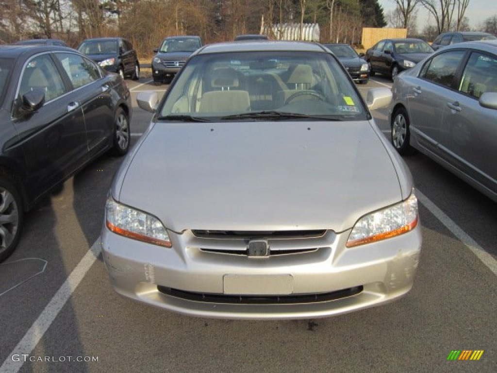 1999 Accord LX Sedan - Satin Silver Metallic / Gray photo #2