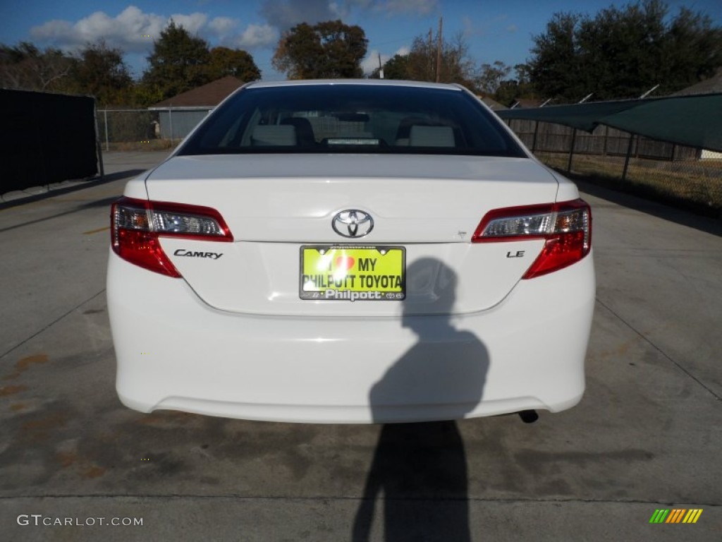 2012 Camry LE - Super White / Ash photo #4