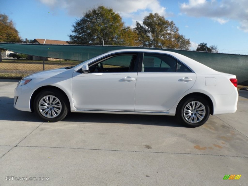 2012 Camry LE - Super White / Ash photo #6