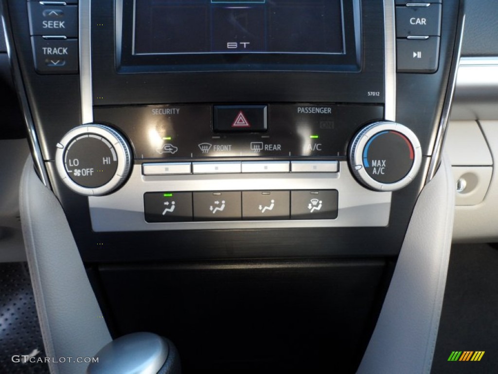 2012 Camry LE - Super White / Ash photo #29