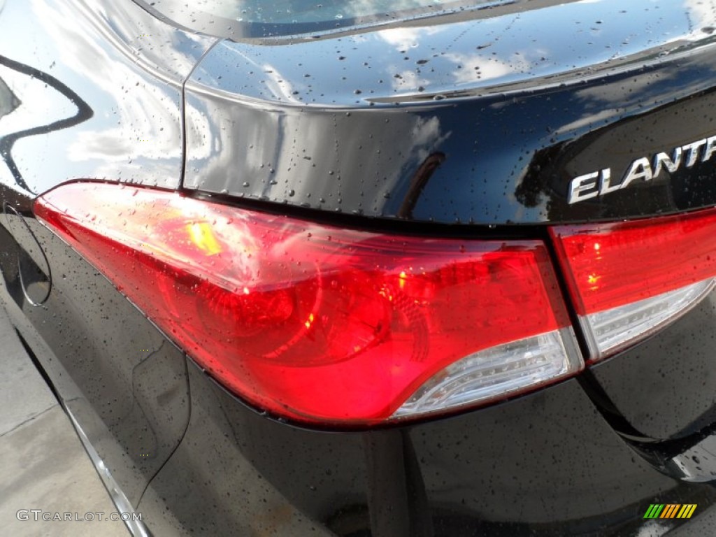 2012 Elantra Limited - Black Noir Pearl / Beige photo #12