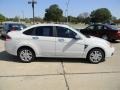 2009 White Suede Ford Focus SEL Sedan  photo #3