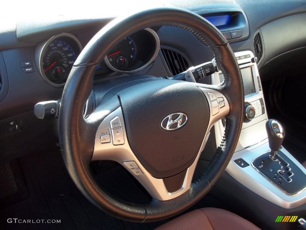 2010 Hyundai Genesis Coupe 3.8 Grand Touring Steering Wheel Photos