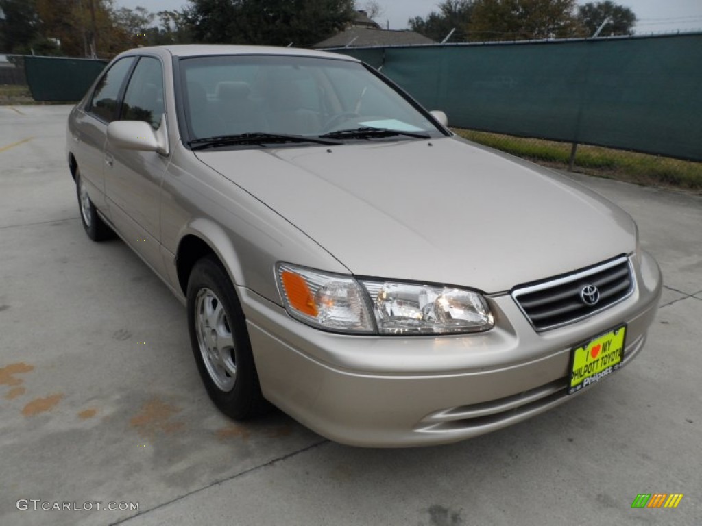 2000 Camry CE - Cashmere Beige Metallic / Oak photo #1