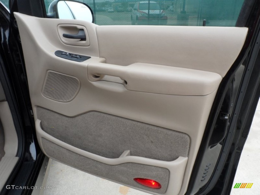 2000 Windstar SEL - Black / Medium Parchment photo #24