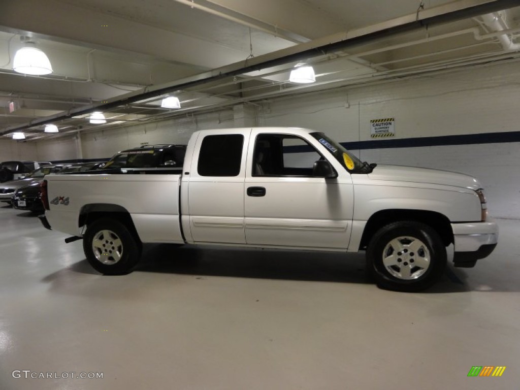 2007 Silverado 1500 Classic LT Extended Cab 4x4 - Summit White / Dark Charcoal photo #7