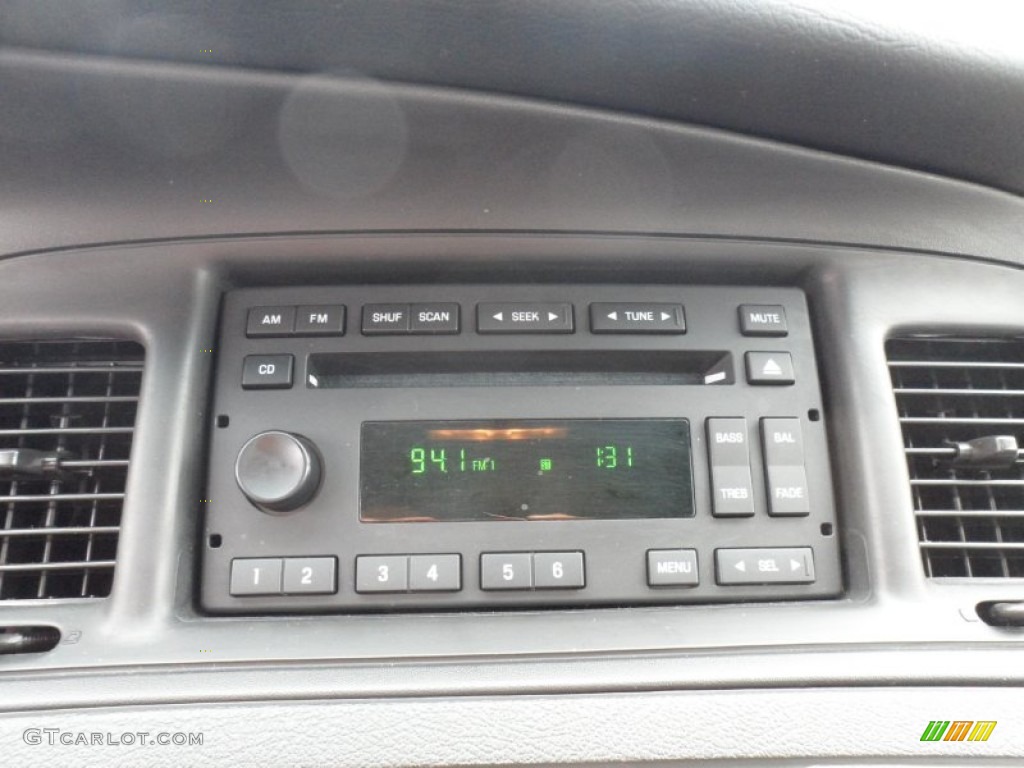 2006 Grand Marquis LS - Silver Birch Metallic / Charcoal Black photo #31