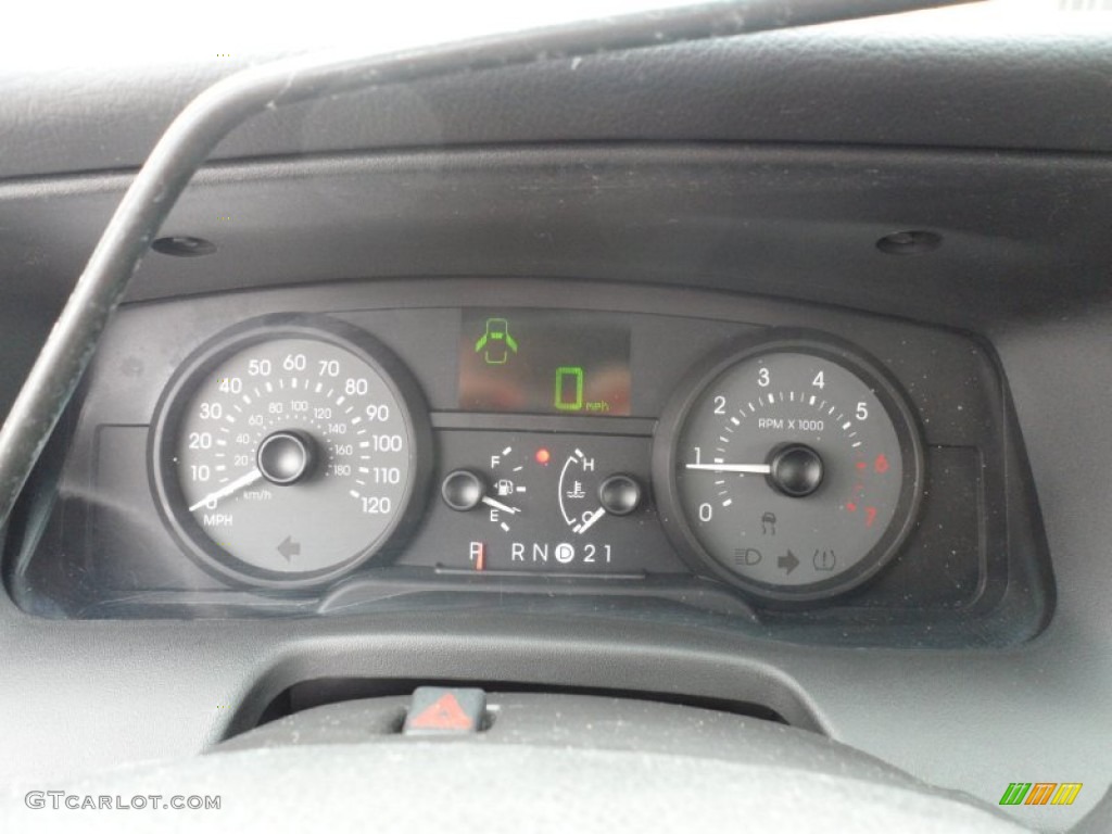 2006 Grand Marquis LS - Silver Birch Metallic / Charcoal Black photo #34