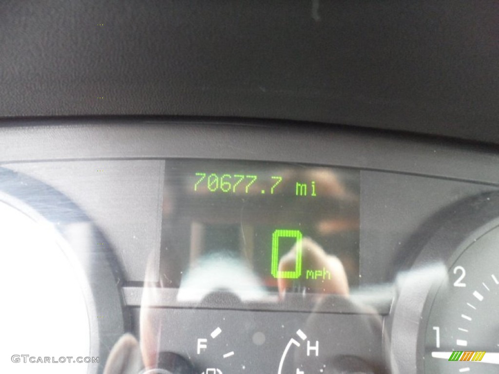 2006 Grand Marquis LS - Silver Birch Metallic / Charcoal Black photo #35