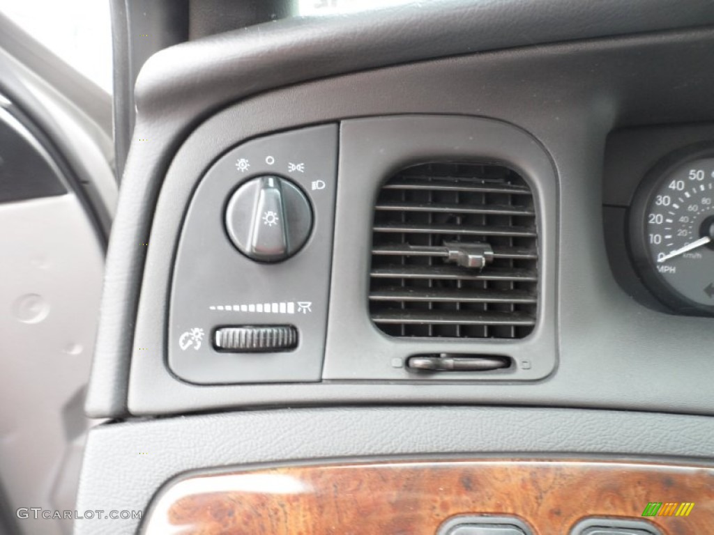 2006 Grand Marquis LS - Silver Birch Metallic / Charcoal Black photo #36