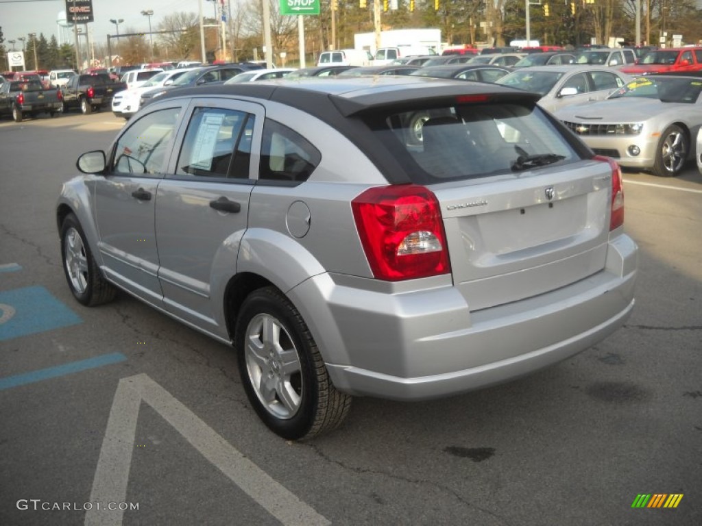 2007 Caliber SXT - Bright Silver Metallic / Pastel Slate Gray/Red photo #5