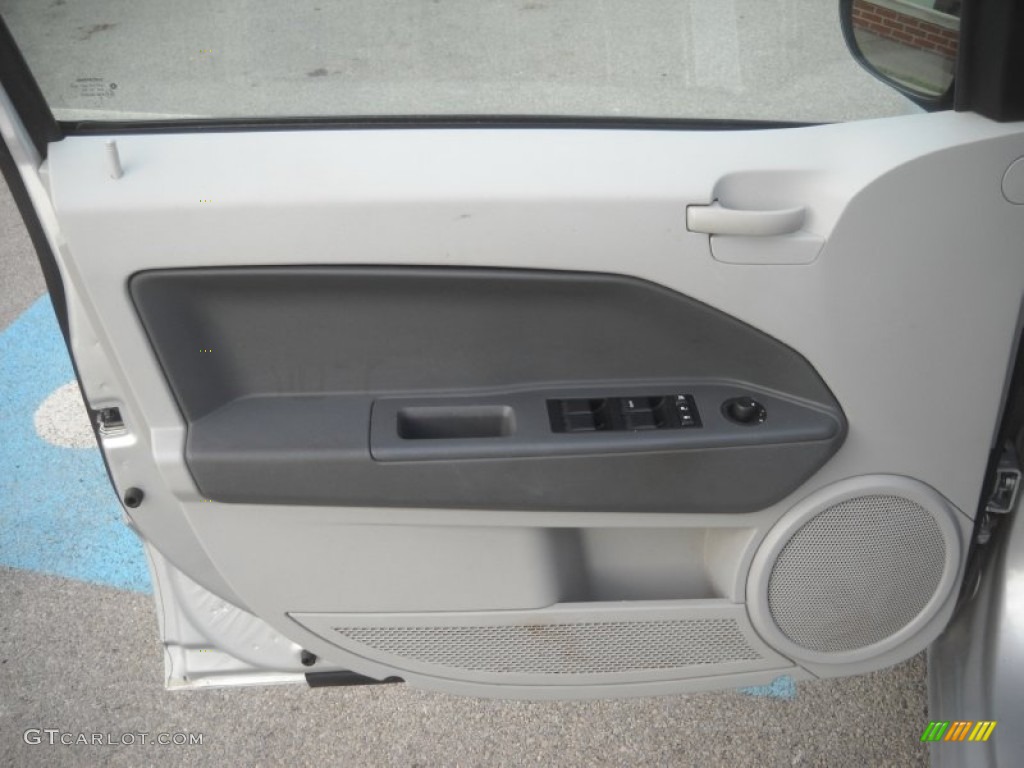 2007 Caliber SXT - Bright Silver Metallic / Pastel Slate Gray/Red photo #8