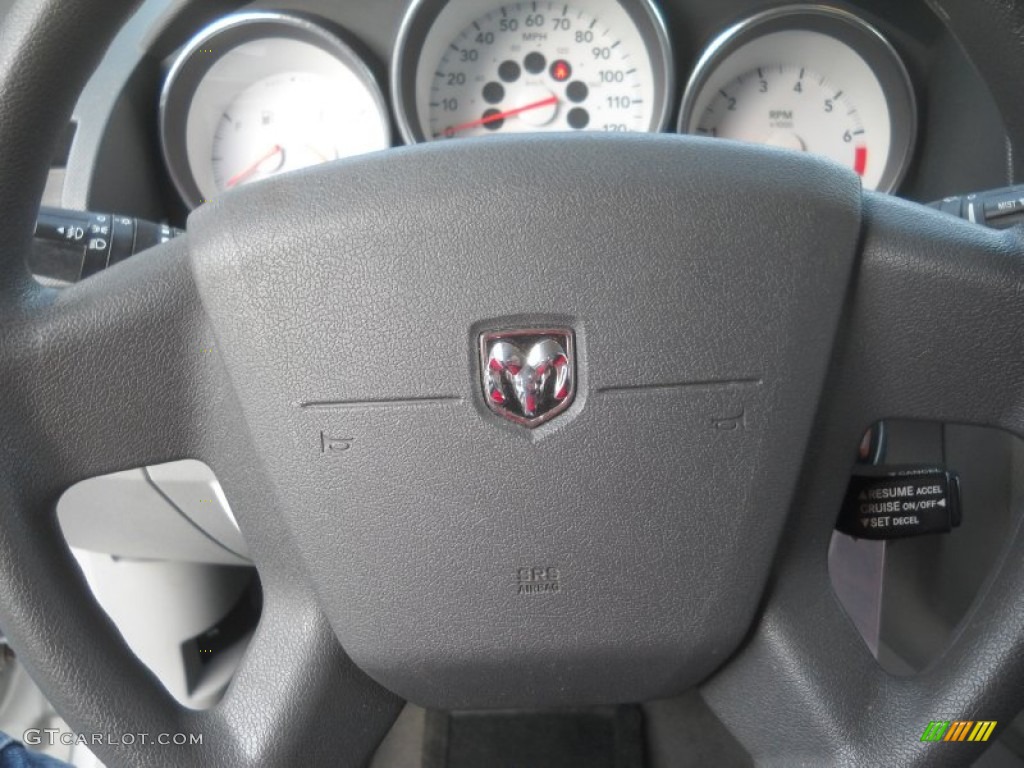 2007 Caliber SXT - Bright Silver Metallic / Pastel Slate Gray/Red photo #19