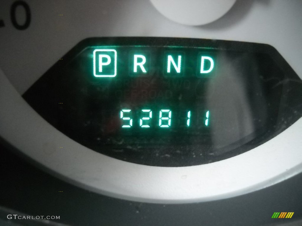 2007 Caliber SXT - Bright Silver Metallic / Pastel Slate Gray/Red photo #20