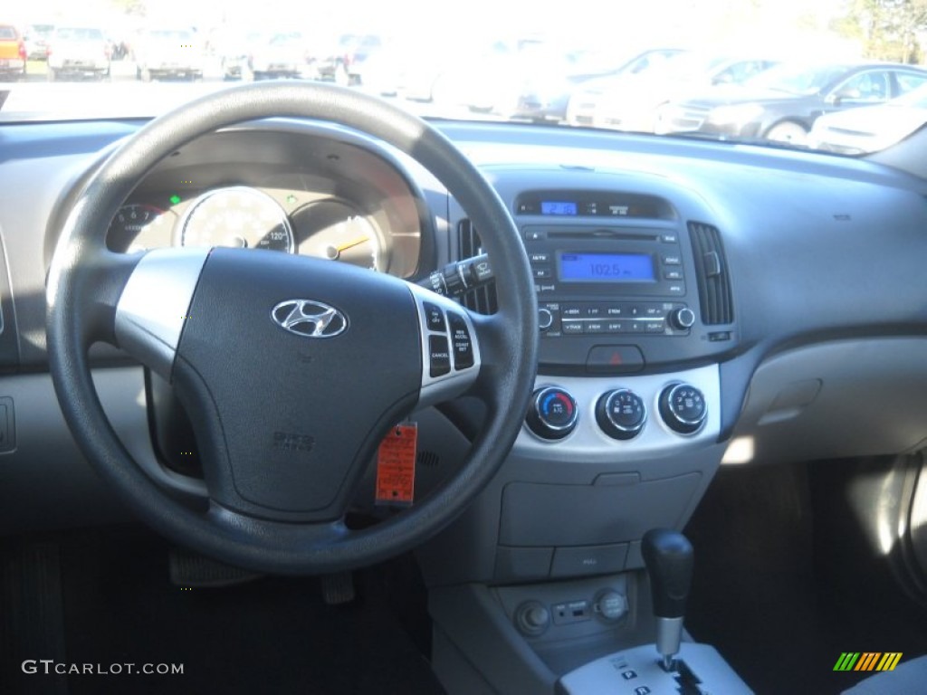 2009 Elantra GLS Sedan - Quicksilver / Gray photo #13