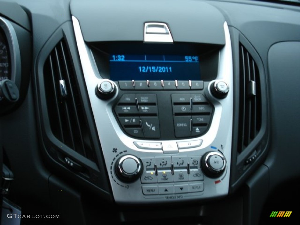 2012 Equinox LT AWD - Black Granite Metallic / Jet Black photo #17