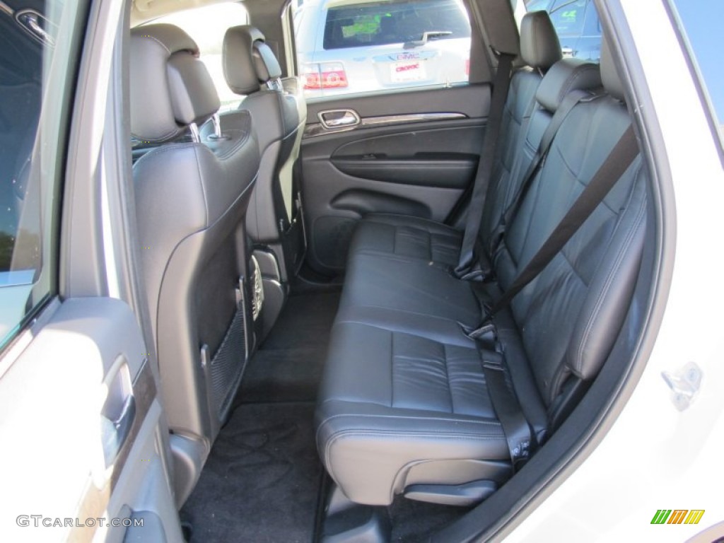 2011 Grand Cherokee Laredo X Package - Stone White / Dark Graystone/Medium Graystone photo #11