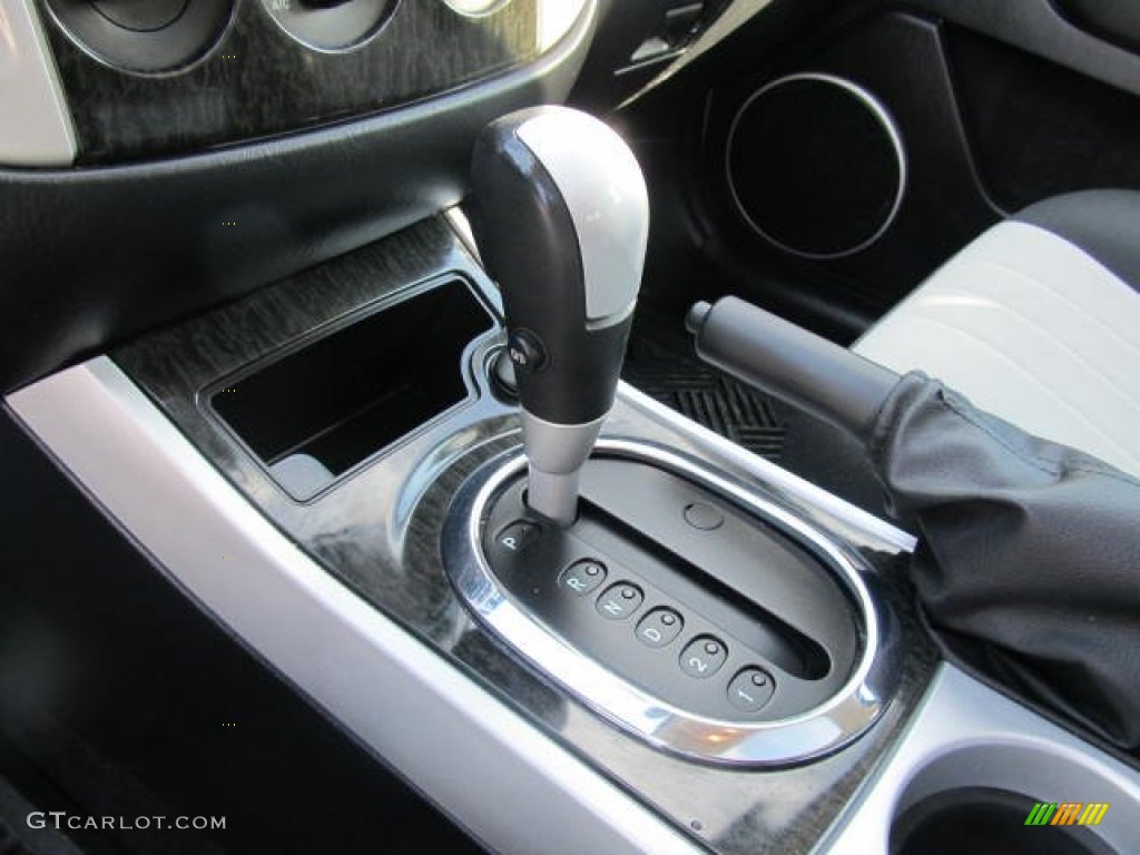 2006 Mercury Mariner Luxury 4WD Transmission Photos