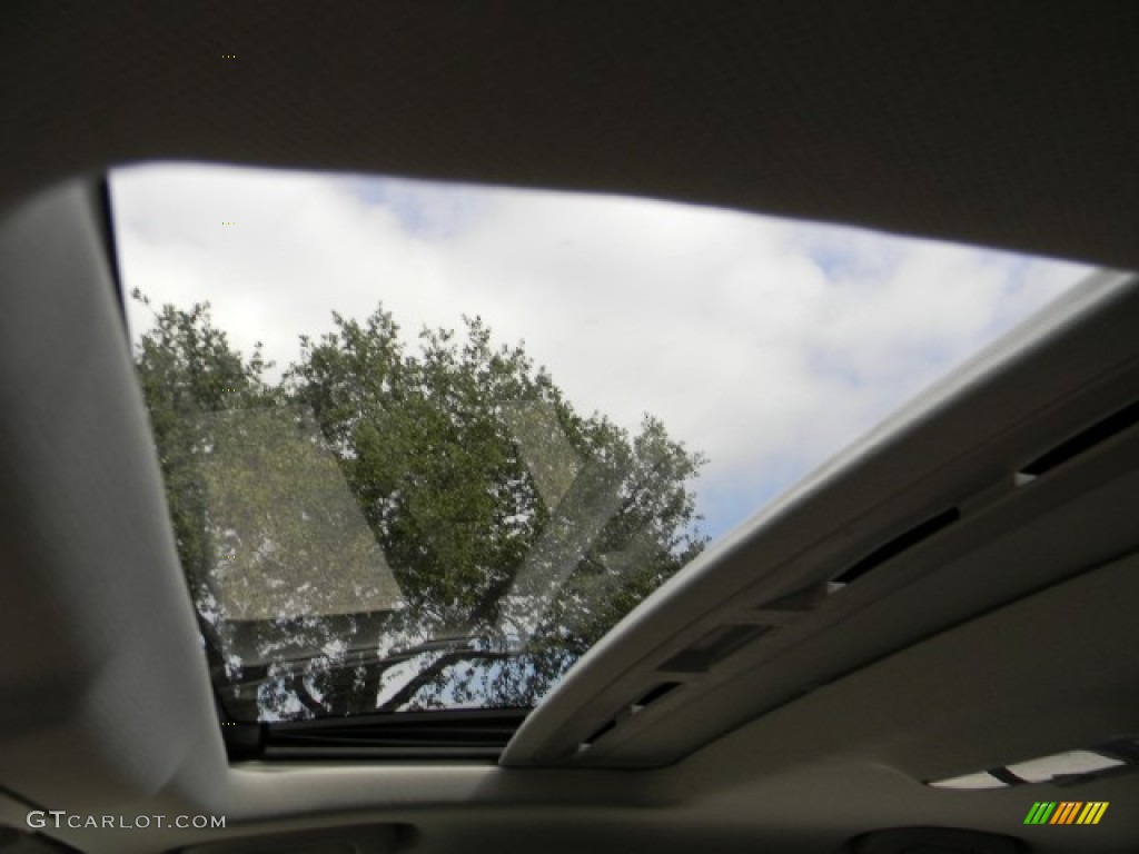 2012 Chevrolet Cruze LTZ/RS Sunroof Photos